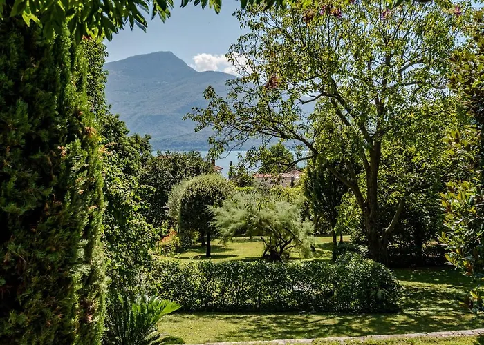 Flairhouse Parco * Граведона